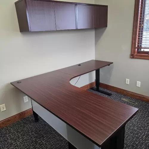 6' x 7' L-Shaped Workstation