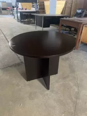Round Table