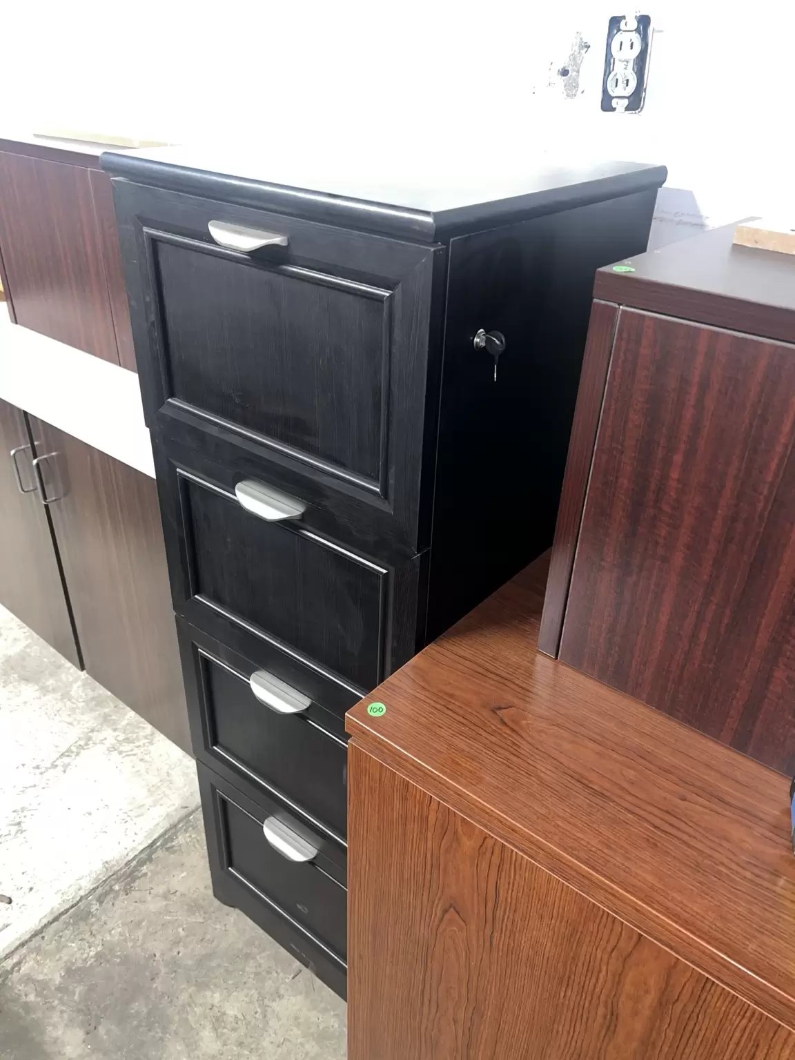 4-Drawer File Cabinet w/ Key - Image 2