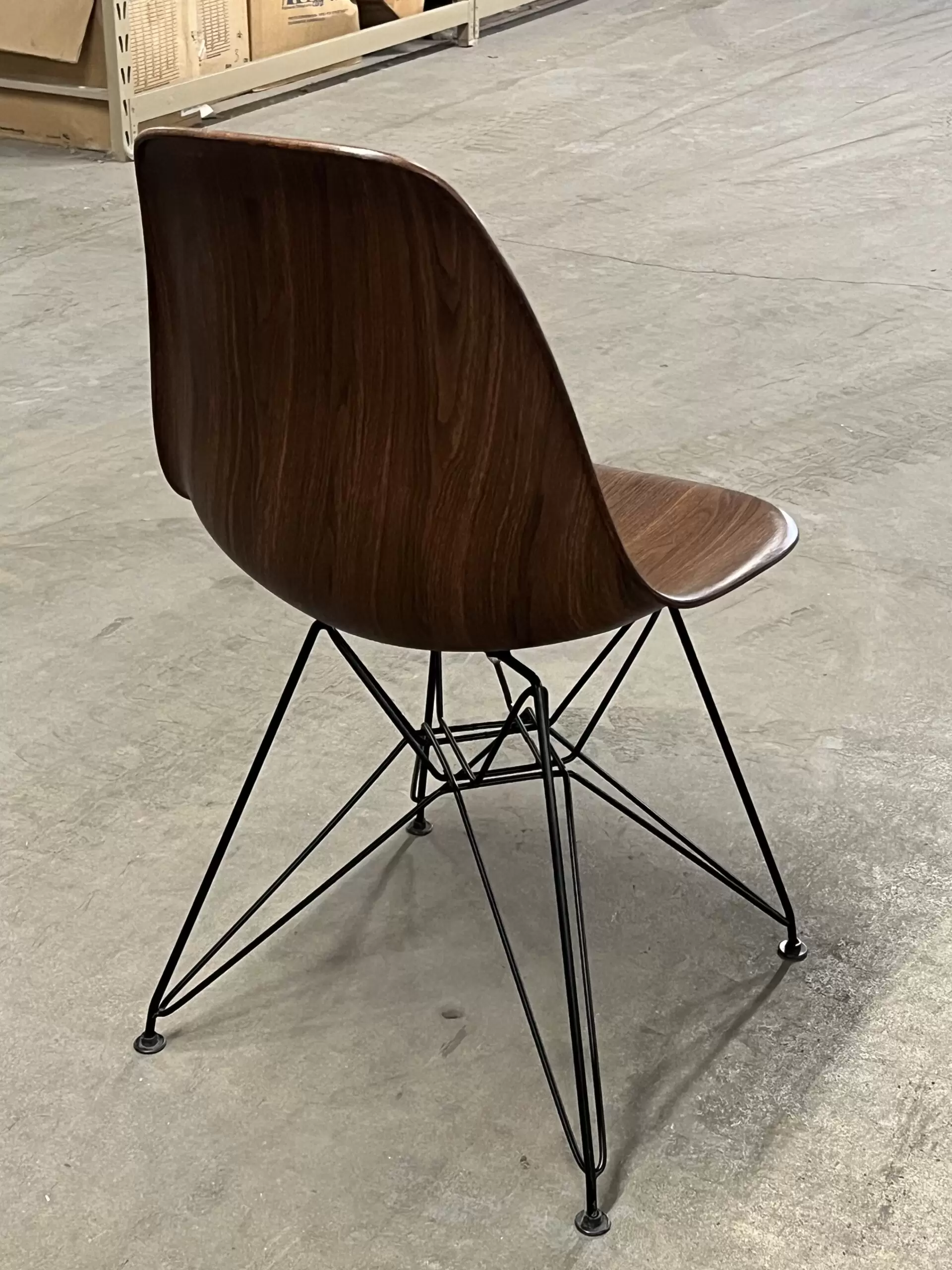 Modern Table Set w/ Chairs - Image 4
